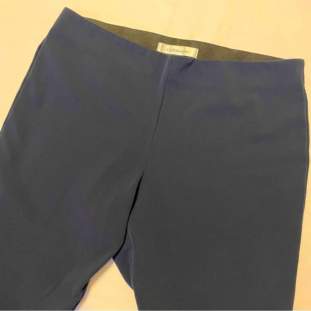 Croft & Barrow 14 Petite Stretch Navy Blue dress pants. Like New Condition!